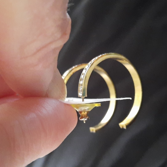 Hoop earings - Picture 4 of 5